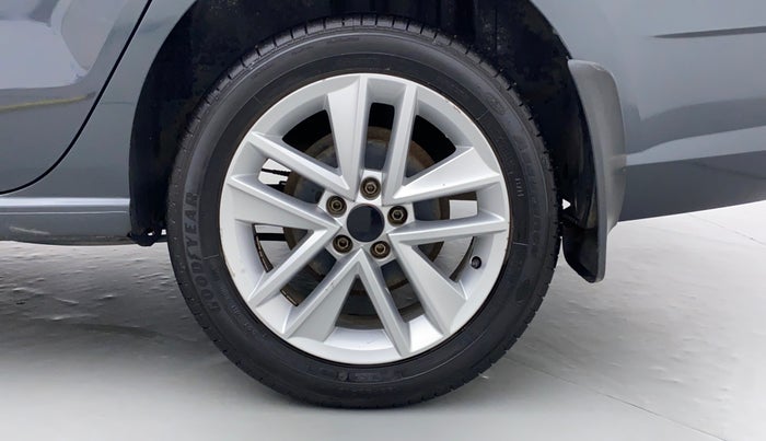 2017 Skoda Rapid Style 1.5 TDI AT, Diesel, Automatic, 91,084 km, Left Rear Wheel