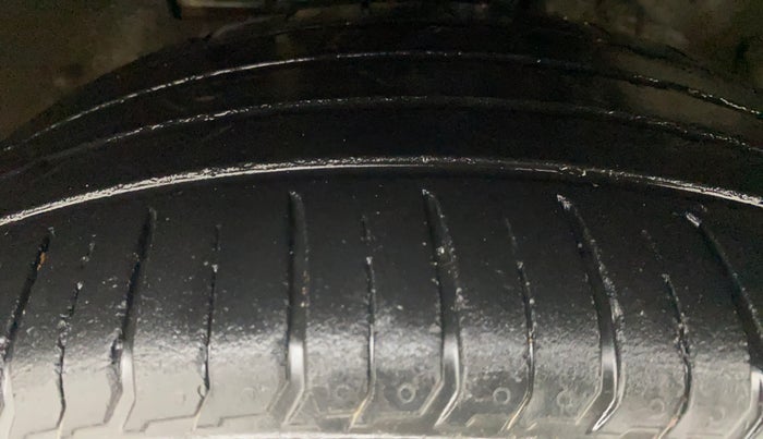 2020 Hyundai VENUE SX PLUS 1.0 TURBO DCT, Petrol, Automatic, 52,075 km, Left Front Tyre Tread