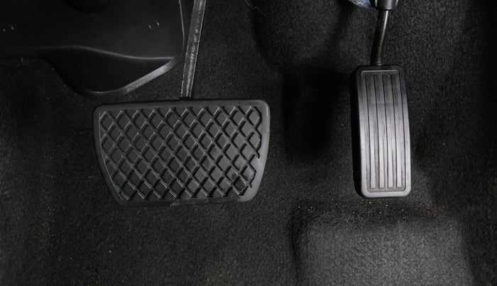 2019 Honda Civic 1.8V AT, Petrol, Automatic, 23,675 km, Pedals