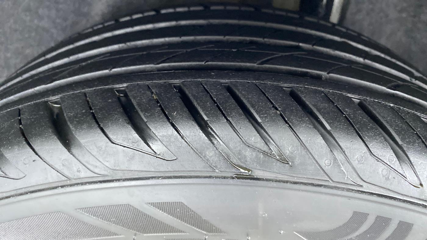 2019 Honda Civic 1.8V AT, Petrol, Automatic, 23,675 km, Left Rear Tyre Tread