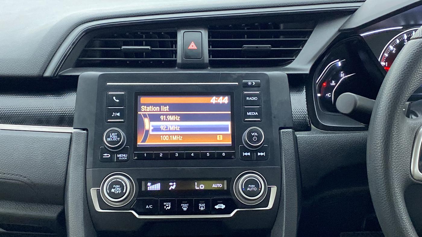 2019 Honda Civic 1.8V AT, Petrol, Automatic, 23,675 km, Air Conditioner