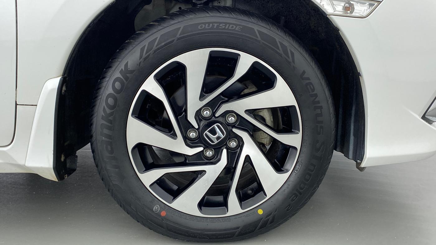 2019 Honda Civic 1.8V AT, Petrol, Automatic, 23,675 km, Right Front Wheel