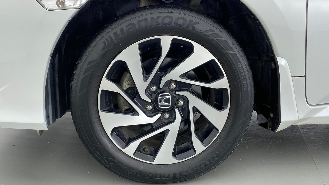 2019 Honda Civic 1.8V AT, Petrol, Automatic, 23,675 km, Left Front Wheel