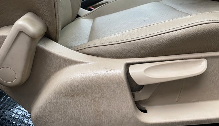 2018 Volkswagen Vento HIGHLINE PETROL AT, Petrol, Automatic, 73,295 km, Driver Side Adjustment Panel