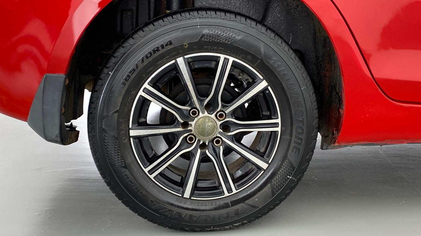 2013 Maruti Swift Dzire VDI BS IV, Diesel, Manual, 90,822 km, Right Rear Wheel