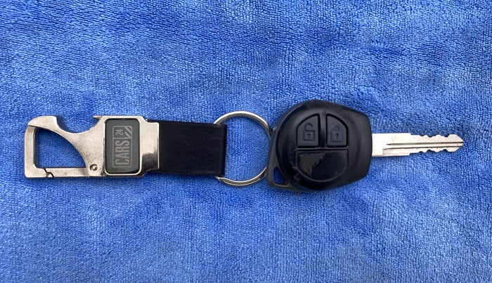 2013 Maruti Swift Dzire VDI BS IV, Diesel, Manual, 90,822 km, Key Close Up