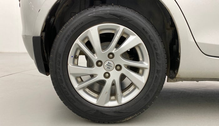 2014 Maruti Swift ZXI D, Petrol, Manual, 67,322 km, Right Rear Wheel