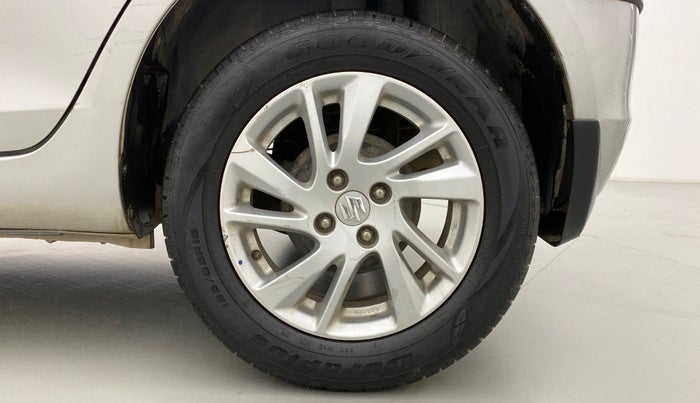 2014 Maruti Swift ZXI D, Petrol, Manual, 67,322 km, Left Rear Wheel