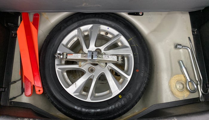 2014 Maruti Swift ZXI D, Petrol, Manual, 67,322 km, Spare Tyre