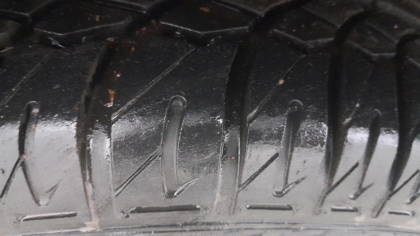 2014 Maruti SX4 VDI, Diesel, Manual, 83,997 km, Right Rear Tyre Tread