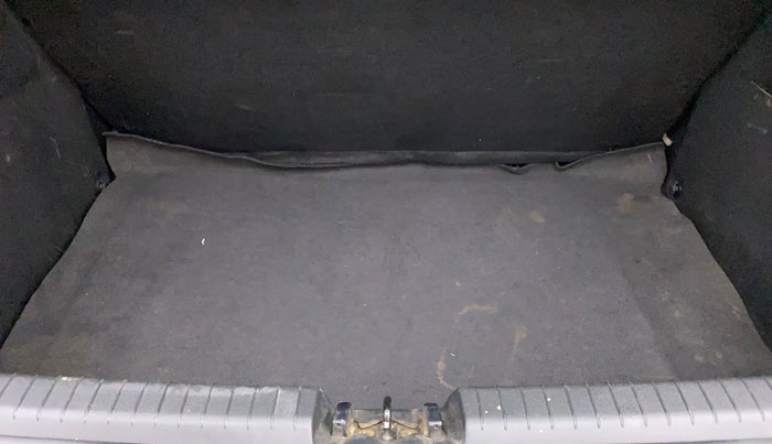 2018 Hyundai Elite i20 ASTA 1.2 (O), Petrol, Manual, 88,600 km, Boot Inside