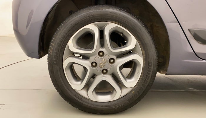 2018 Hyundai Elite i20 ASTA 1.2 (O), Petrol, Manual, 88,600 km, Right Rear Wheel