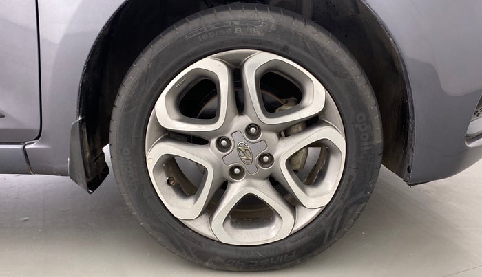 2019 Hyundai Elite i20 1.2  ASTA (O) CVT, Petrol, Automatic, 31,814 km, Right Front Wheel