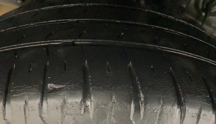 2016 Hyundai Elite i20 ASTA 1.2, Petrol, Manual, 86,584 km, Right Rear Tyre Tread