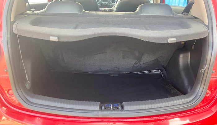 2019 Hyundai Grand i10 MAGNA 1.2 KAPPA VTVT, Petrol, Manual, 36,617 km, Boot Inside