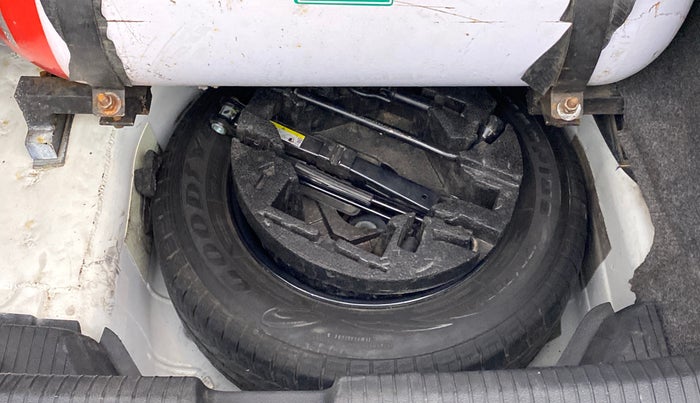 2017 Volkswagen Ameo COMFORTLINE 1.2L, CNG, Manual, 65,743 km, Spare Tyre