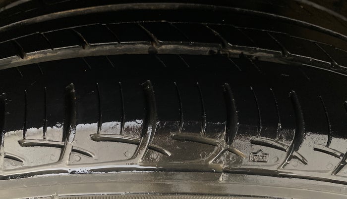 2018 Maruti Baleno DELTA PETROL 1.2, Petrol, Manual, 37,186 km, Left Rear Tyre Tread