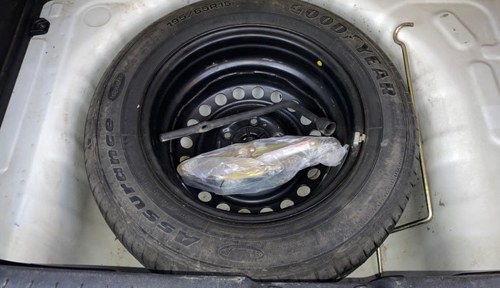 2019 Hyundai VENUE SX(O) 1.4 CRDI, Diesel, Manual, 72,133 km, Spare Tyre