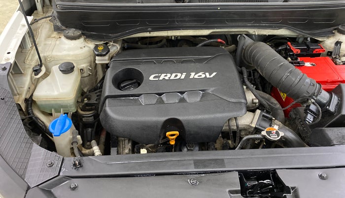 2019 Hyundai VENUE SX(O) 1.4 CRDI, Diesel, Manual, 72,133 km, Engine View - Right