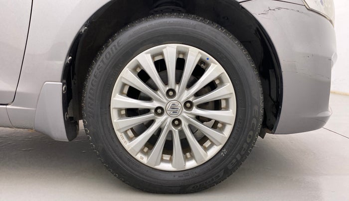 2015 Maruti Ciaz ZDI SHVS, Diesel, Manual, 83,846 km, Right Front Wheel