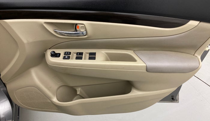 2015 Maruti Ciaz ZDI SHVS, Diesel, Manual, 83,846 km, Driver Side Door Panels Control