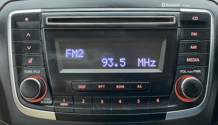 2015 Maruti Ciaz ZDI SHVS, Diesel, Manual, 83,846 km, Infotainment System