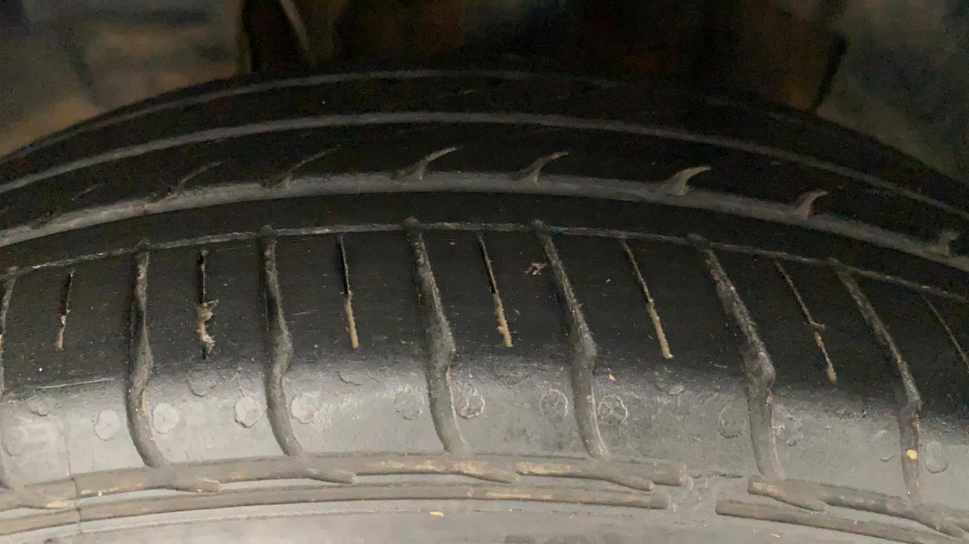 2021 Tata TIGOR XZA PLUS PETROL, Petrol, Automatic, 11,058 km, Left Front Tyre Tread