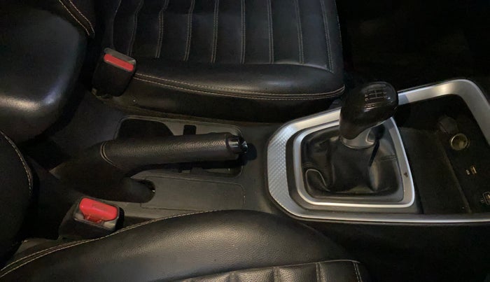 2021 KIA SONET HTK PLUS 1.0 IMT, Petrol, Manual, 91,610 km, Gear Lever