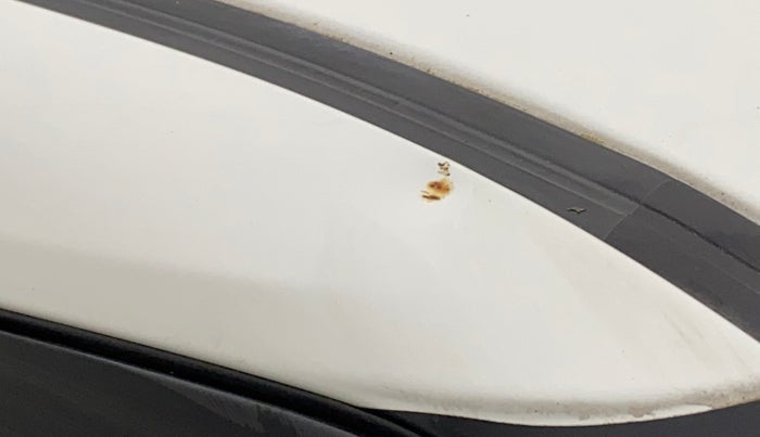 2018 Maruti IGNIS DELTA 1.2 AMT, Petrol, Automatic, 36,771 km, Right A pillar - Slightly rusted