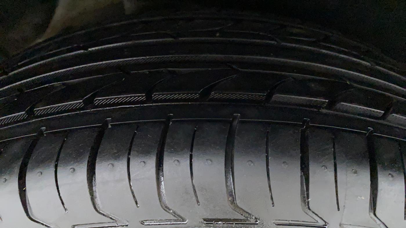 2020 Hyundai Creta 1.6 SX AT CRDI, Diesel, Automatic, 25,710 km, Left Front Tyre Tread
