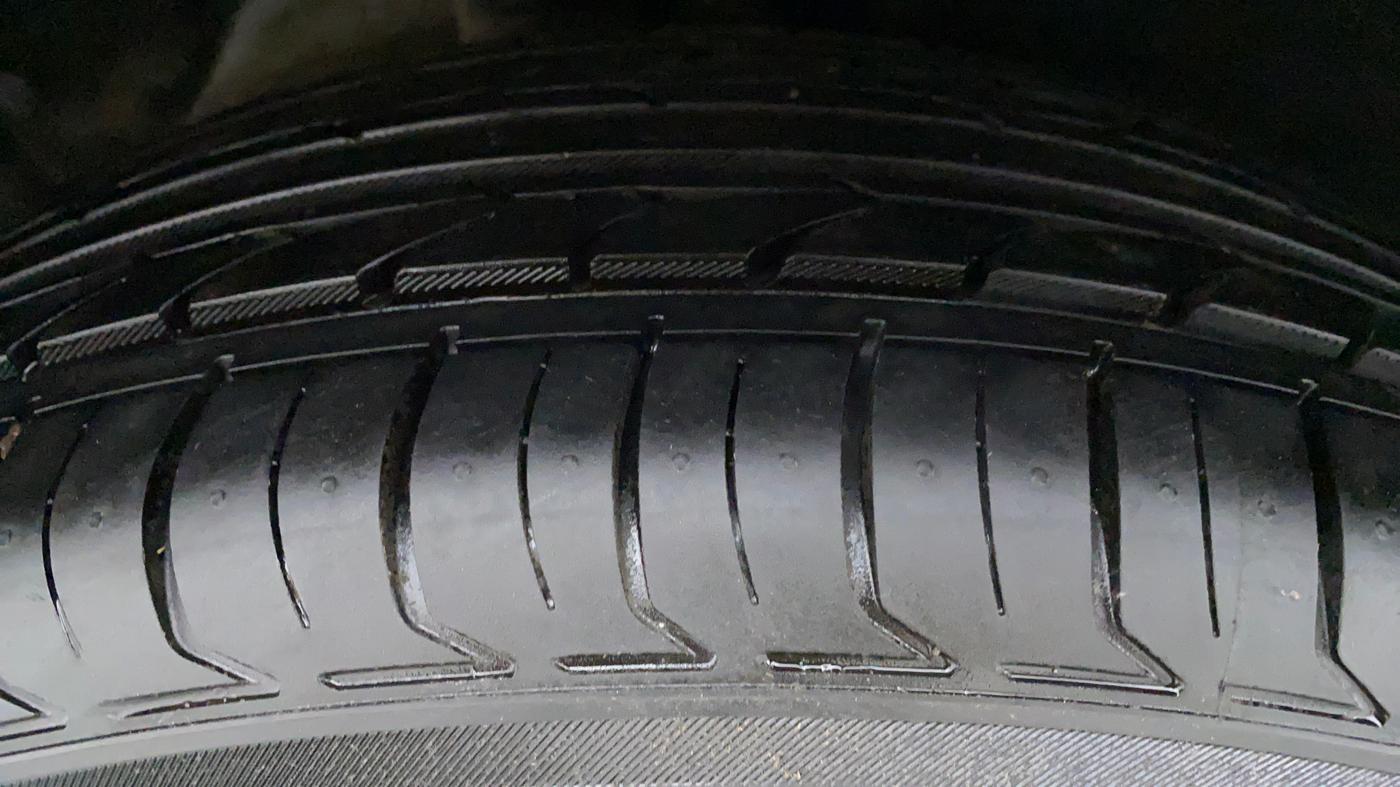 2020 Hyundai Creta 1.6 SX AT CRDI, Diesel, Automatic, 25,710 km, Right Front Tyre Tread