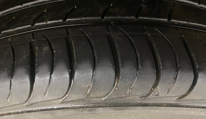 2021 KIA SELTOS HTK PLUS 1.5 IMT, Petrol, Manual, 22,742 km, Right Front Tyre Tread