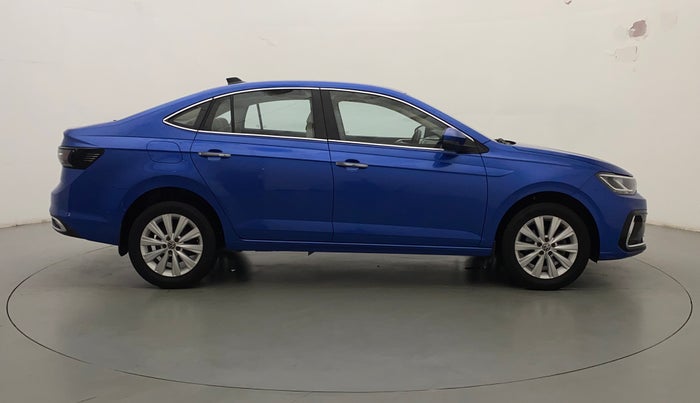2022 Volkswagen VIRTUS HIGHLINE TSI 1.0 MT, Petrol, Manual, 15,668 km, Right Side