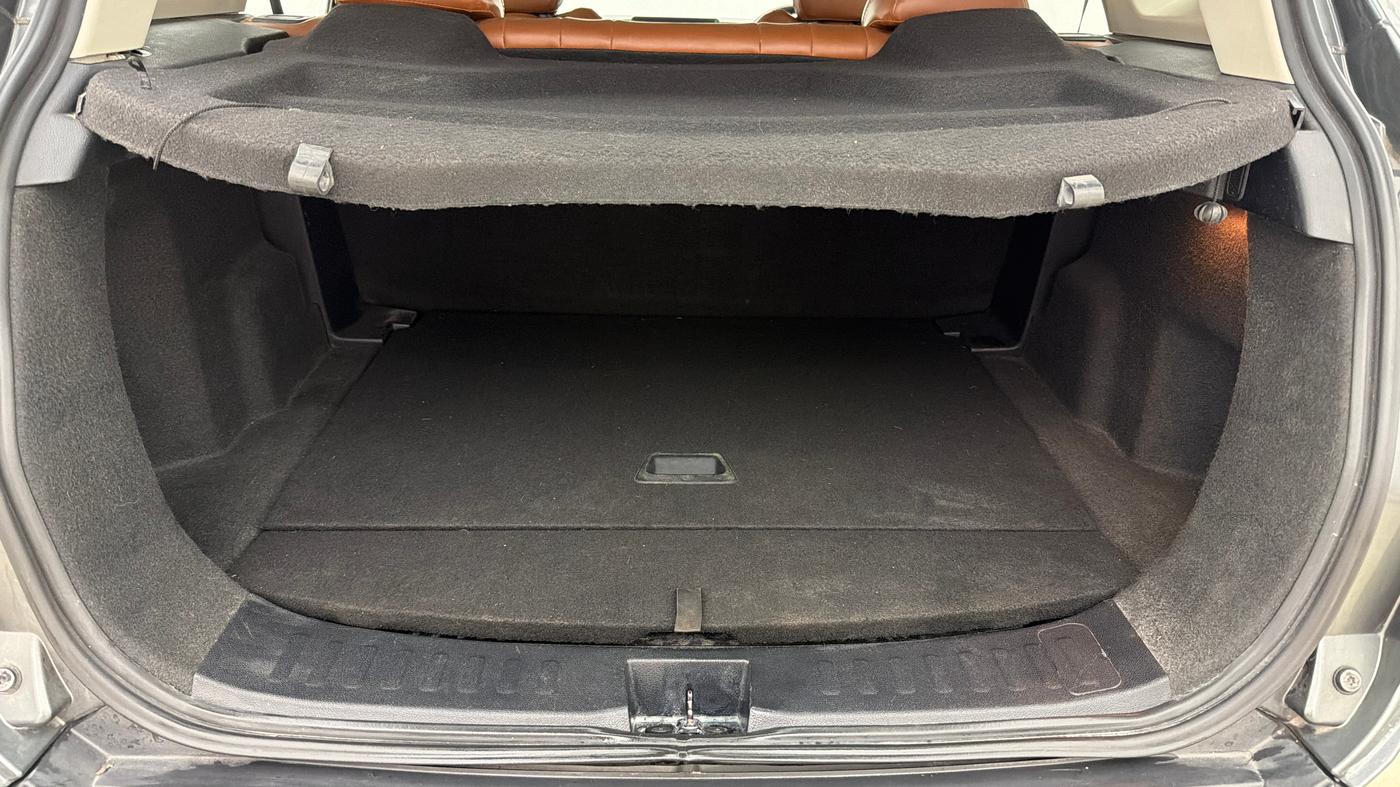 2023 Tata Harrier XT PLUS 2.0L KRYOTEC, Diesel, Manual, 59,702 km, Boot Inside