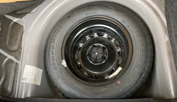 2017 Volkswagen Polo HIGHLINE1.2L, Petrol, Manual, 67,745 km, Spare Tyre