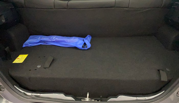 2024 Tata TIAGO NRG  NRG XZA CNG, CNG, Automatic, 16,892 km, Boot Inside