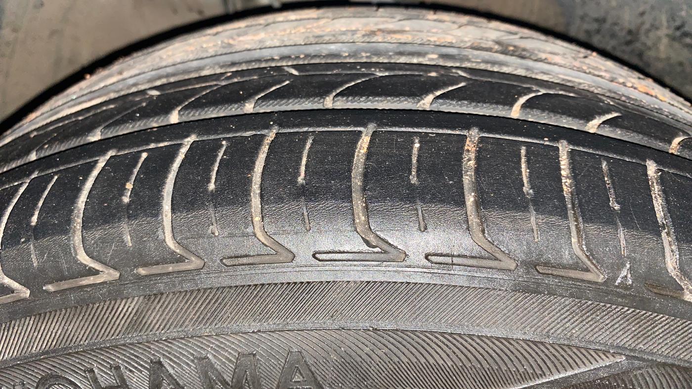 2024 Tata TIAGO NRG  NRG XZA CNG, CNG, Automatic, 16,952 km, Left Front Tyre Tread