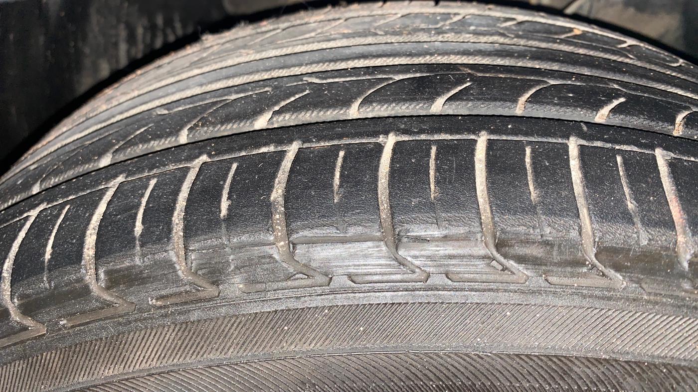 2024 Tata TIAGO NRG  NRG XZA CNG, CNG, Automatic, 16,952 km, Right Front Tyre Tread