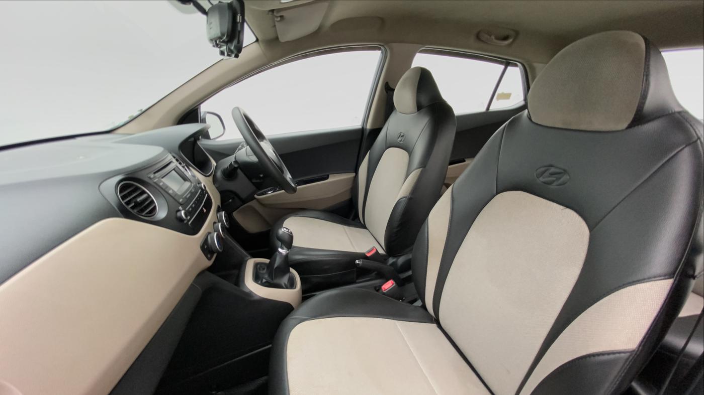2016 Hyundai Grand i10 SPORTZ 1.2 KAPPA VTVT, Petrol, Manual, 43,675 km, Right Side Front Door Cabin