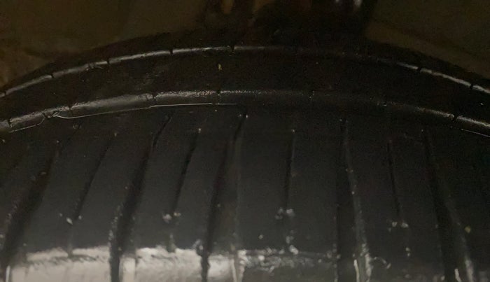 2014 Hyundai Grand i10 ASTA AT 1.2 KAPPA VTVT, Petrol, Automatic, 48,032 km, Right Front Tyre Tread