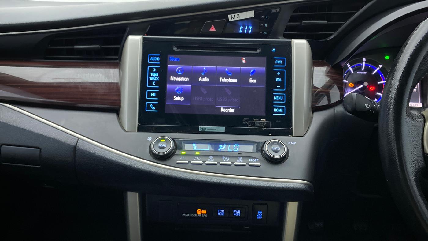 2018 Toyota Innova Crysta 2.4 ZX 7 STR, Diesel, Manual, 93,765 km, Air Conditioner