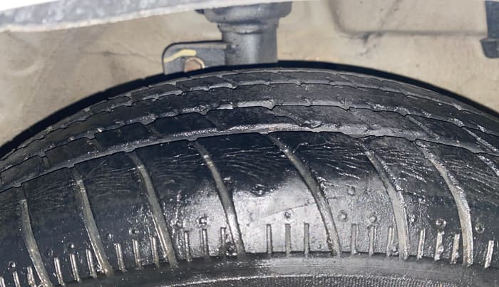 2018 Maruti Celerio VXI AMT, Petrol, Automatic, 14,314 km, Right Front Tyre Tread