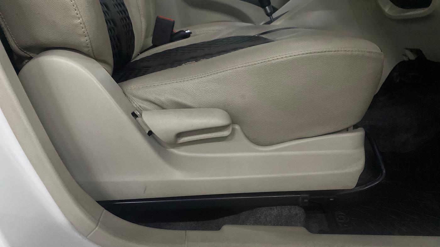 2018 Maruti Celerio VXI AMT, Petrol, Automatic, 14,314 km, Driver Side Adjustment Panel