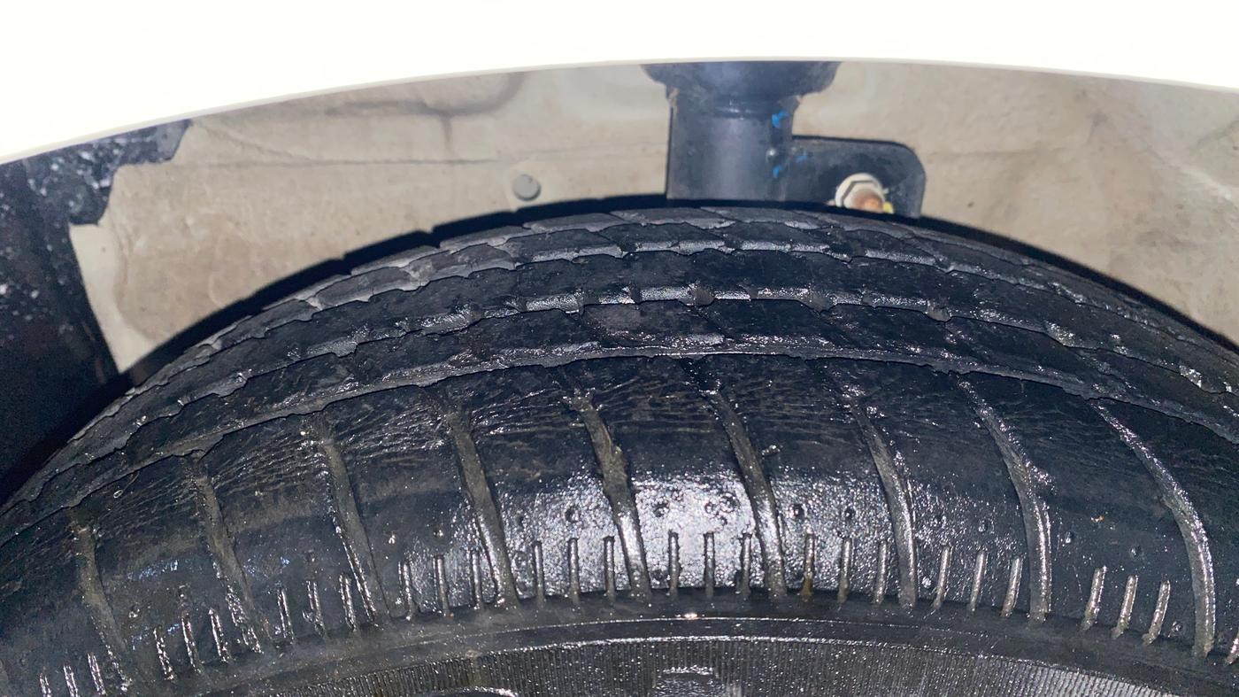 2018 Maruti Celerio VXI AMT, Petrol, Automatic, 14,314 km, Left Front Tyre Tread