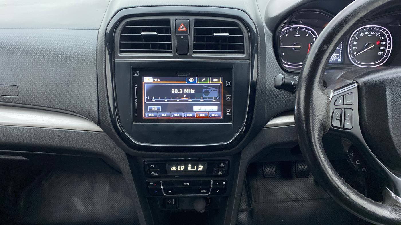 2016 Maruti Vitara Brezza ZDI PLUS DUAL TONE, Diesel, Manual, 71,935 km, Air Conditioner