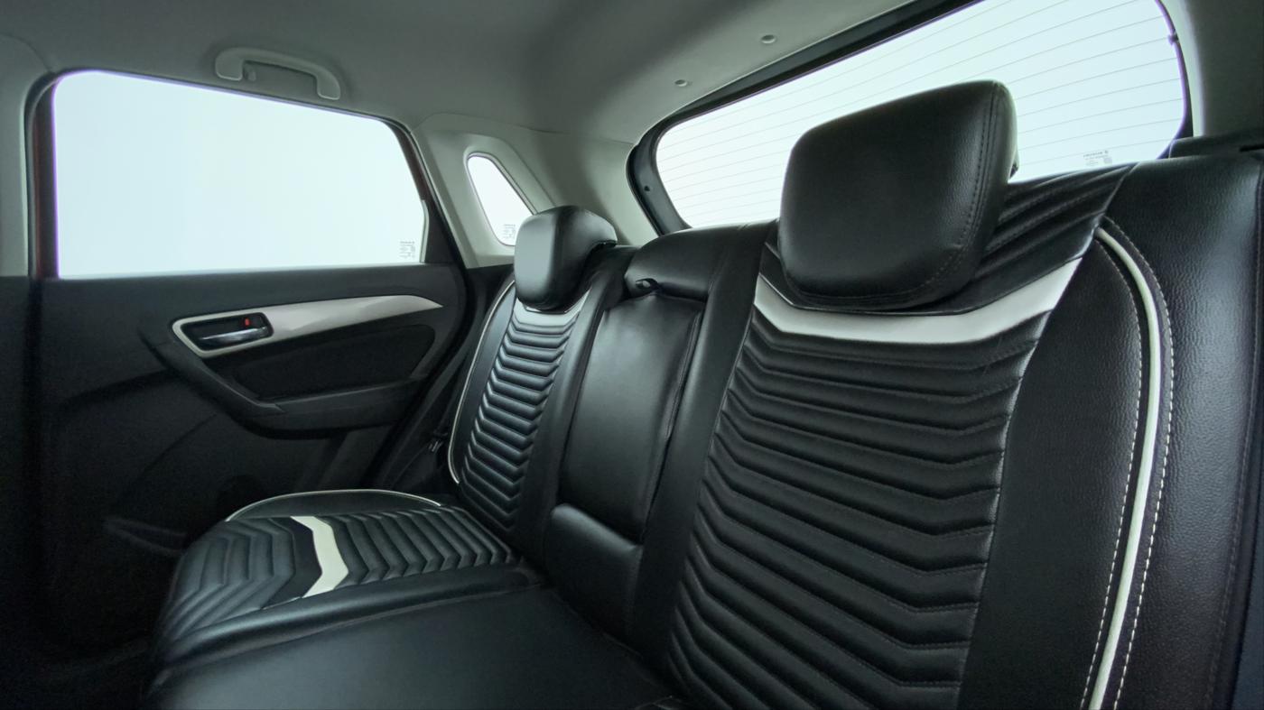 2016 Maruti Vitara Brezza ZDI PLUS DUAL TONE, Diesel, Manual, 71,935 km, Right Side Rear Door Cabin