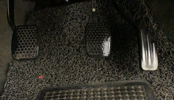 2013 Maruti Alto K10 VXI, CNG, Manual, 64,060 km, Pedals