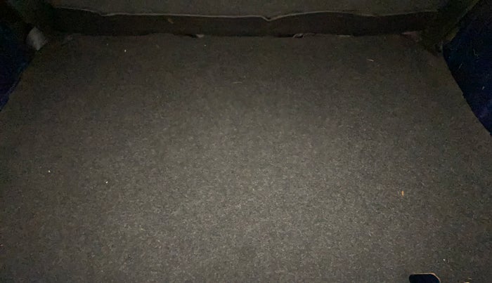 2017 Renault Kwid CLIMBER 1.0 AMT, Petrol, Automatic, 63,998 km, Boot Inside