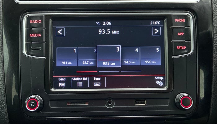 2020 Volkswagen Polo GT TSI AT 1.0, Petrol, Automatic, 24,136 km, Infotainment System