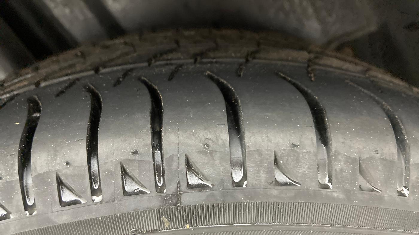 2020 Volkswagen Polo GT TSI AT 1.0, Petrol, Automatic, 24,136 km, Right Rear Tyre Tread